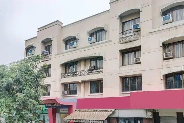 Capital O 45621 Tuliipstays Hotel Ashok Bhiwandi - Dış Mekan