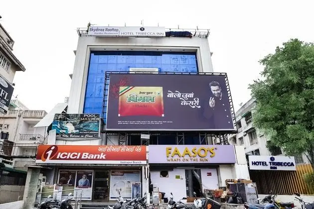 Capital O 48482 Hotel Tribecca Inn