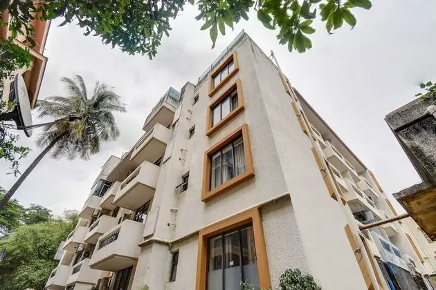 Capital O 49932 Orchard Suites - Dış Mekan