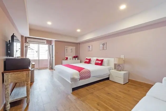 Capital O 75379 Sabai Living Pattaya - Oda
