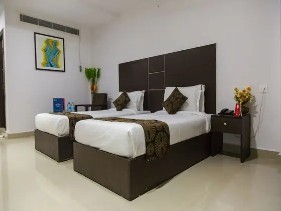 Capital O 7884 Hotel Thyag Inn