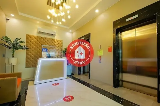 Capital O 804 The Residences at Bonifacio Civic Center