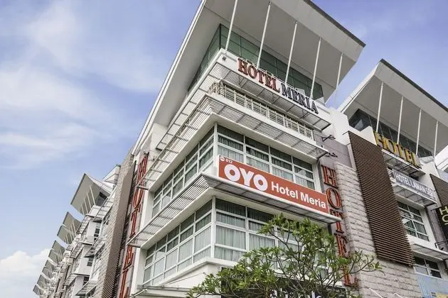 Capital O 812 Hotel SMC Seksyen 13 - Dış Mekan