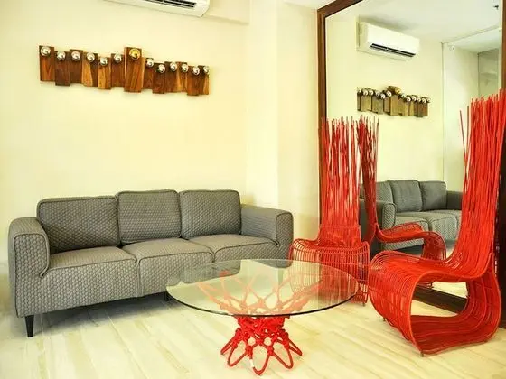 Capital O 911 S Hotel And Residences - Lobi