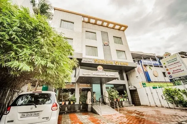 Capital O 995 Saibala Grand