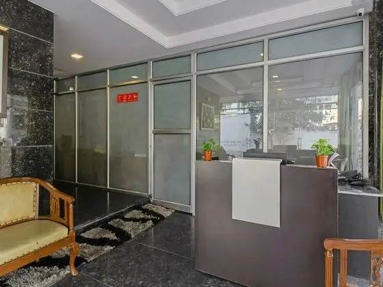 Capital O HYD756 Hotel Green Leaf - Yerinde Yemek