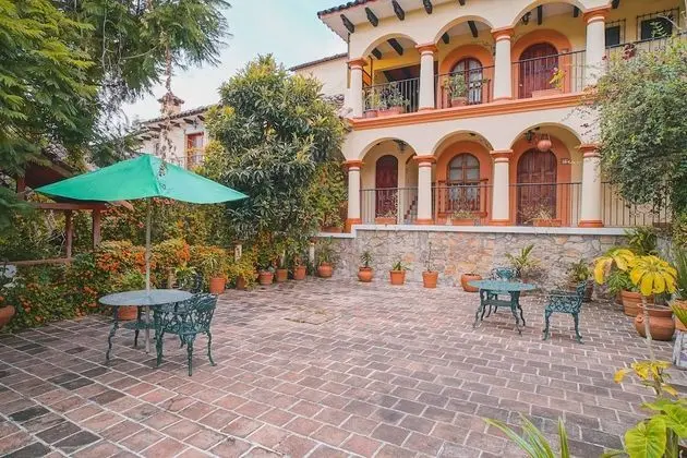 Capital O Hotel Rincon Del Arco - Dış Mekan