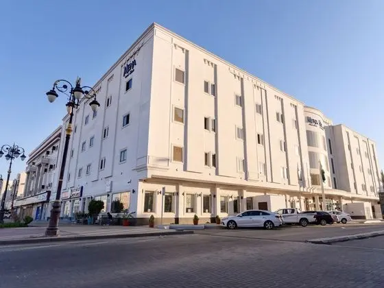 CAPITAL O458 Mena Hotel Tabuk
