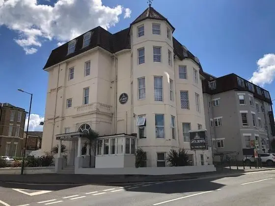 Capital One Studio Apartments - Dış Mekan