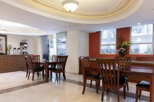 Capitalia Living - Apartments - J Verne - Yerinde Yemek