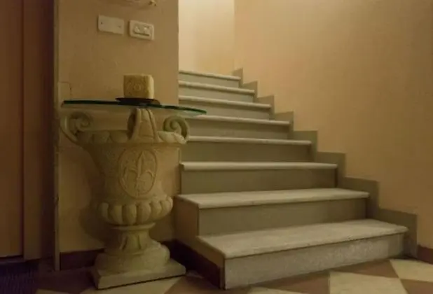 Hotel Capitelli - İç Mekan