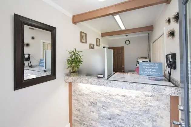 Capitol Hill Motel - Lobi