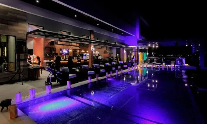 Capitol Hill Hotel and Suites - Havuz