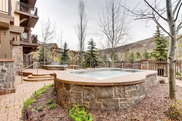 Capitol Peak Lodge by Snowmass Mountain Lodging - Havuz