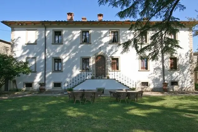 Villa Capolona