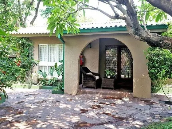 Cappuccino's Lodge