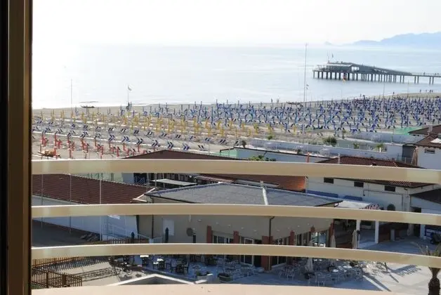 Hotel Capri & Residence - Öne Çıkan Resim
