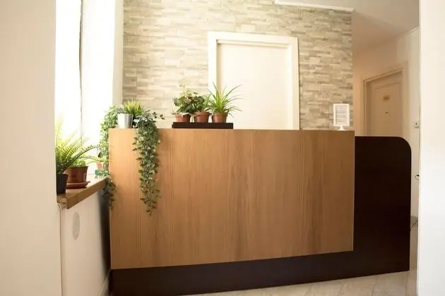 Hotel Capri - Lobi