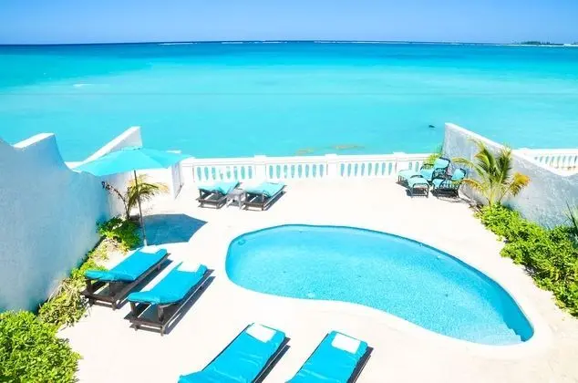 Caprice 9 Cable Beach Design Villa