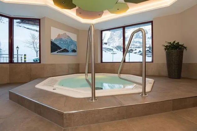 Hotel Caprice - Havuz