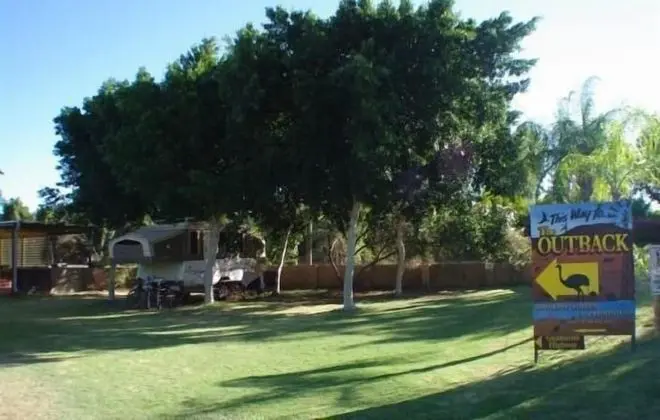 Capricorn Holiday Park - Dış Mekan