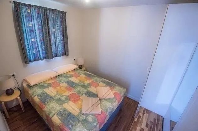 Capricorn Holiday Park - Oda