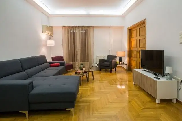 Capricorn - Luxurious Apartment in Kolonaki - Öne Çıkan Resim