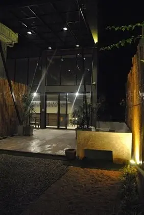 Capsule Hostel Chiangkhan - Dış Mekan