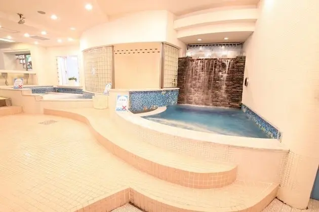 Capsule inn Osaka - Caters to Men - Havuz