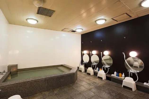 Capsule Land Yushima - Caters to Men - Spa