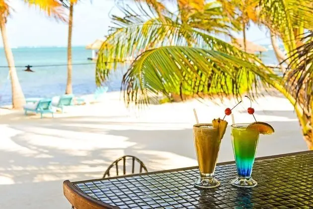 Captain Morgan's Retreat - Plaj