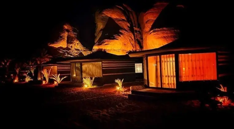 Captain's Desert Camp