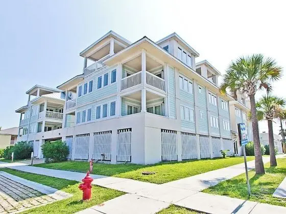 Captains Watch Condos