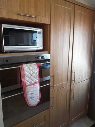 Captivating 2-bed 6 Berth Caravan in Ingoldmells - Mutfak