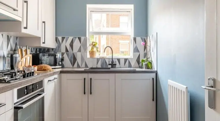 Captivating 2-bed Apartment in Chatham - Mutfak
