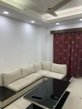 Captivating 2-bed Apartment in Dhaka - Oda Düzeni