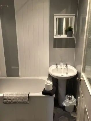 Captivating 2-bed Apartment in Isle of Bute - Banyo Tipleri