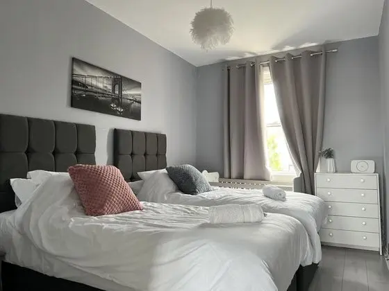 Captivating 2-bed Apartment in Kirkcaldy