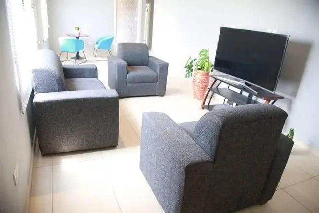 Captivating 2-bed Ensuite Apartment in Accra