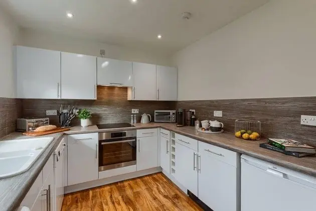 Captivating 3-bed Apartment by Gleneagles - Mutfak