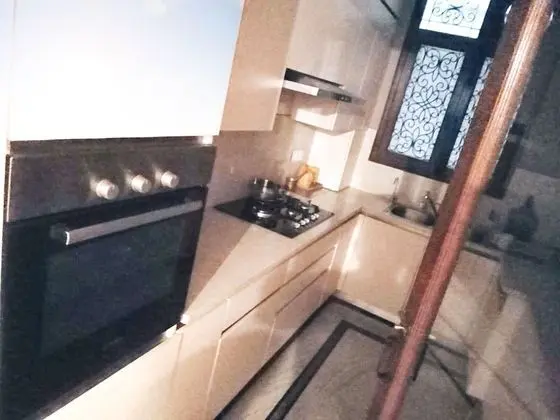 Captivating 3-bed Apartment in New Delhi - Mutfak