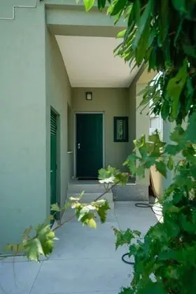 Captivating 3-bed Apartment in Vodice - Dış Mekan