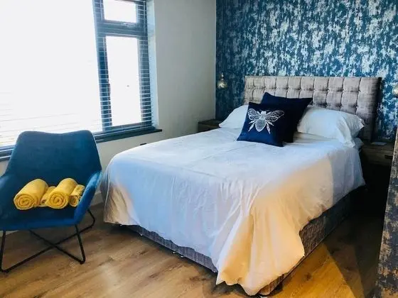 Captivating 5-bed House in Porthleven