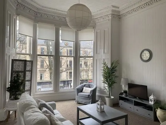 Captivating Apartment in Glasgow Westend, UK
