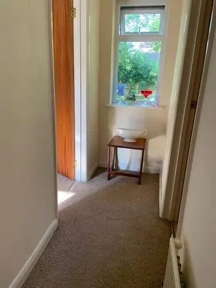 Captivating Bungalow With Garden in High Wycombe - Oda