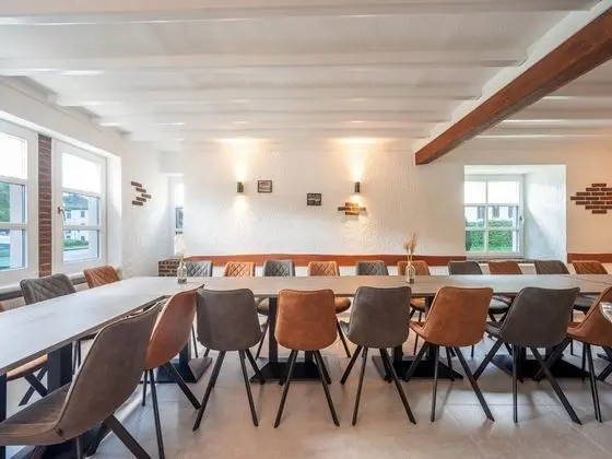 Captivating Holiday Home in Schleiden With Garden - Yerinde Yemek