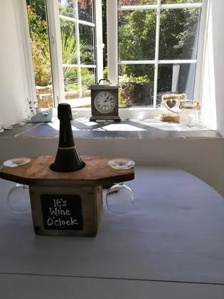 Captivating Isolde Cottage, With Pool Near St Ives - Oda