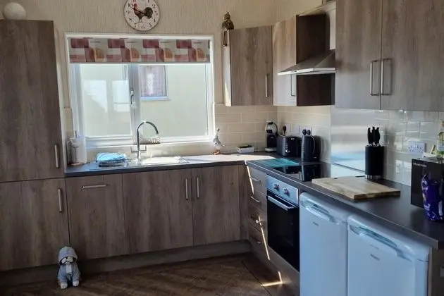 Captivatingly Stunning 2-bed Chalet in Bridlington - Mutfak