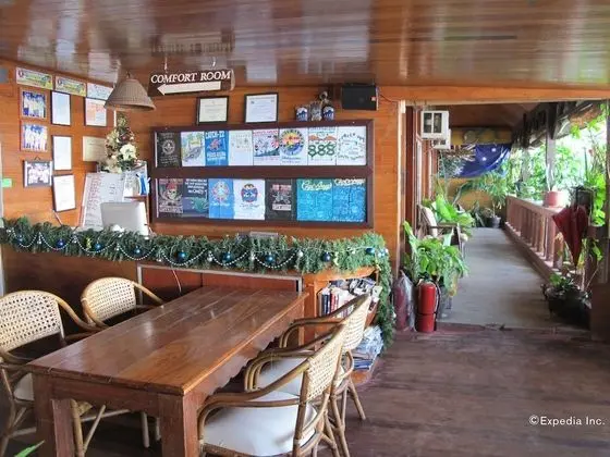Capt'n Gregg's - Lobi