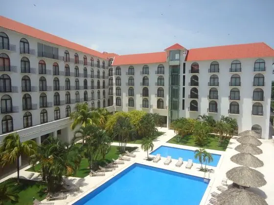 Caracol Plaza Hotel & Resort